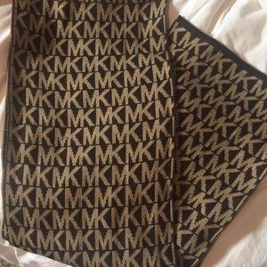 Michael Kors scarf